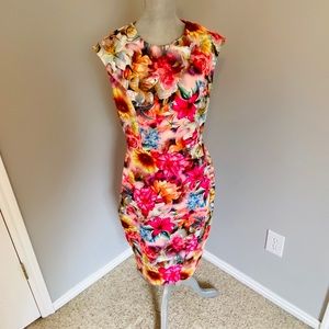 Floral zip back dress